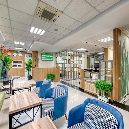 Tropica Inn Hotel Jerevan Exteriör bild