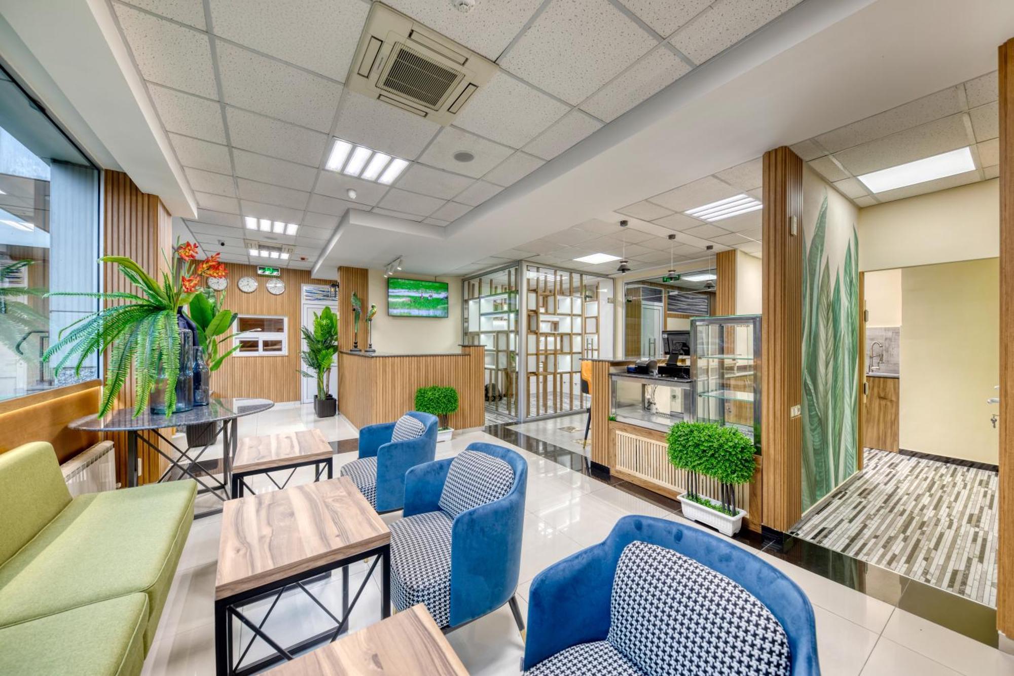 Tropica Inn Hotel Jerevan Exteriör bild